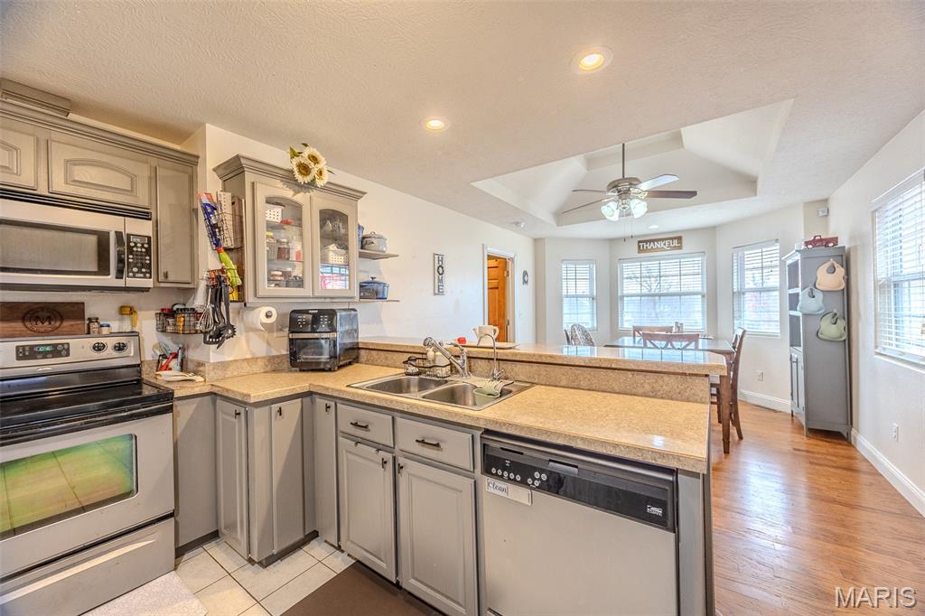 Shalom Mountain - Residential