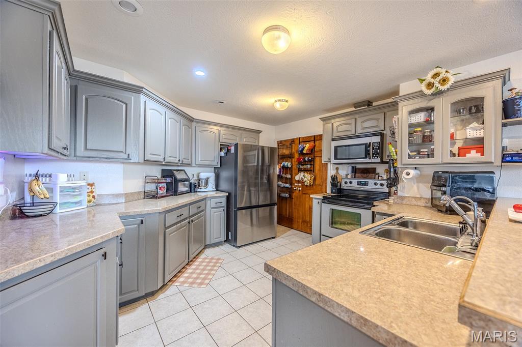 Shalom Mountain - Residential