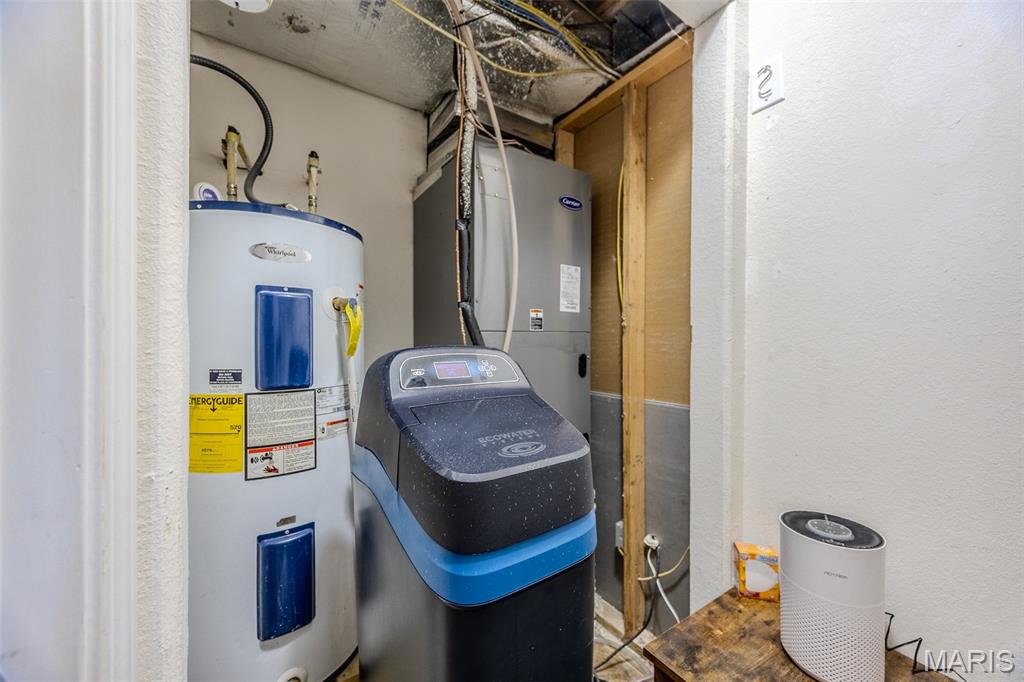 Shalom Mountain - Residential