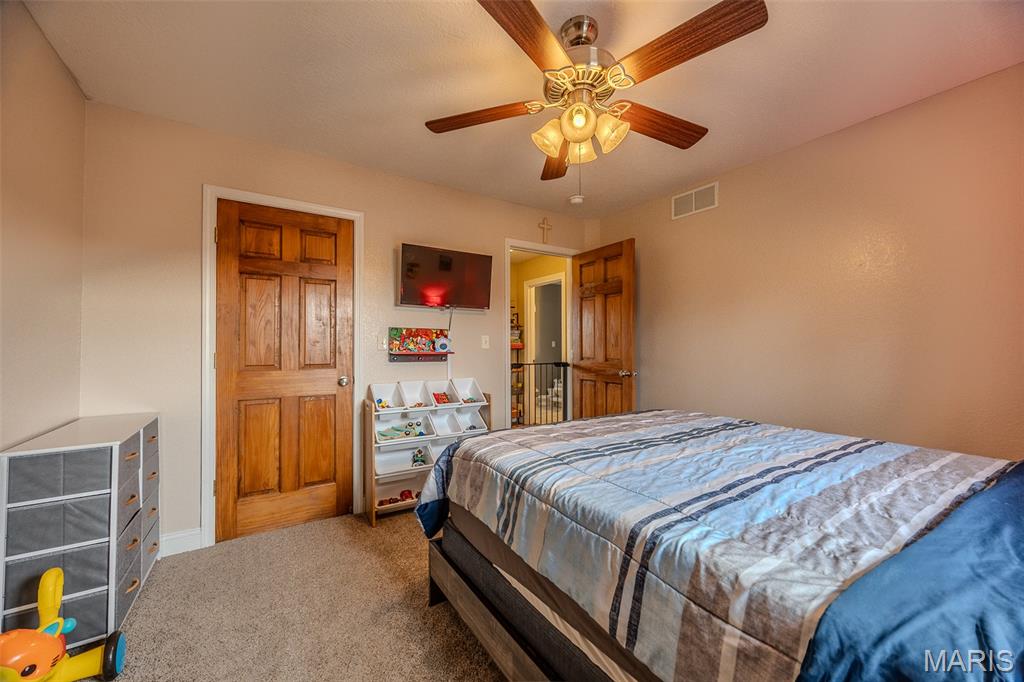 Shalom Mountain - Residential