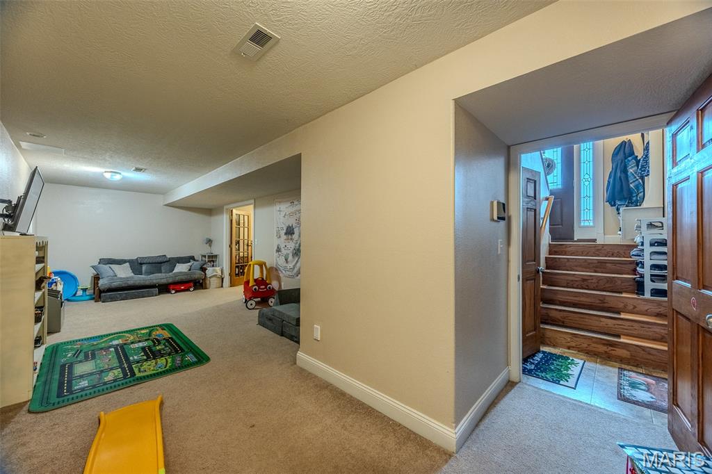 Shalom Mountain - Residential