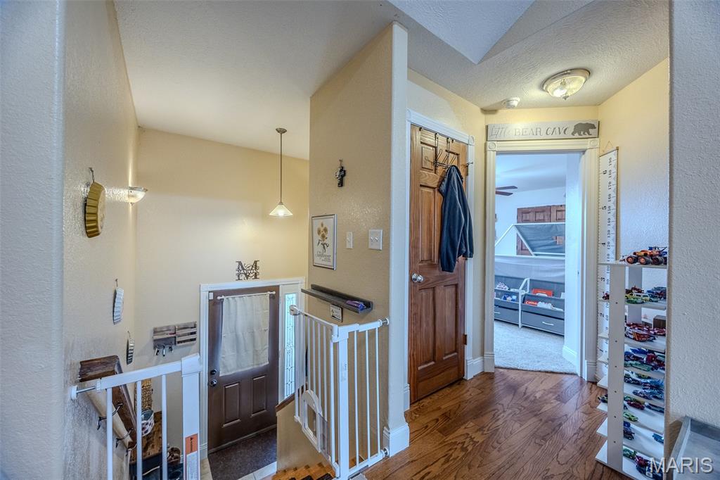 Shalom Mountain - Residential