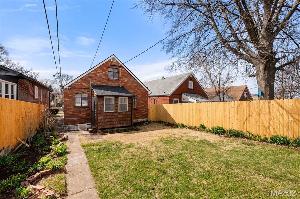 Russells Add 05 - Residential