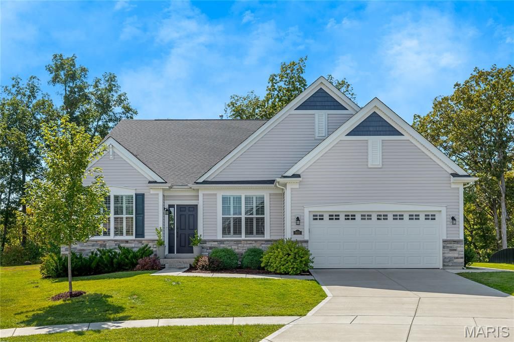Photo of 905 Upland Court, OFallon, MO 63368 (MLS # 26027006)