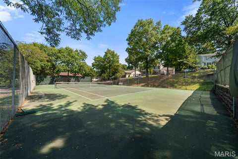 Tiny photo for 1968 Meadowtree Lane #5, Kirkwood, MO 63122 (MLS # 26056808)