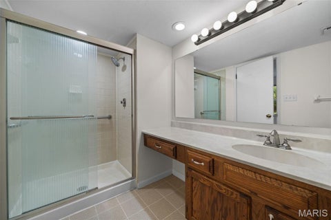 Tiny photo for 1968 Meadowtree Lane #5, Kirkwood, MO 63122 (MLS # 26056808)