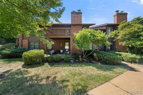 Tiny photo for 1968 Meadowtree Lane #5, Kirkwood, MO 63122 (MLS # 26056808)