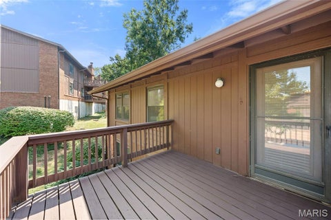 Tiny photo for 1968 Meadowtree Lane #5, Kirkwood, MO 63122 (MLS # 26056808)