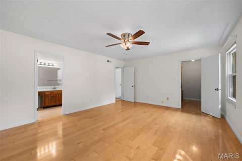 Tiny photo for 1968 Meadowtree Lane #5, Kirkwood, MO 63122 (MLS # 26056808)