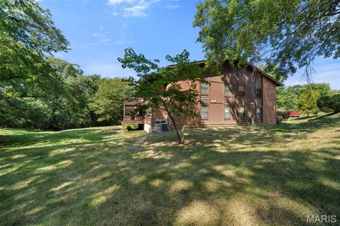 Tiny photo for 1968 Meadowtree Lane #5, Kirkwood, MO 63122 (MLS # 26056808)