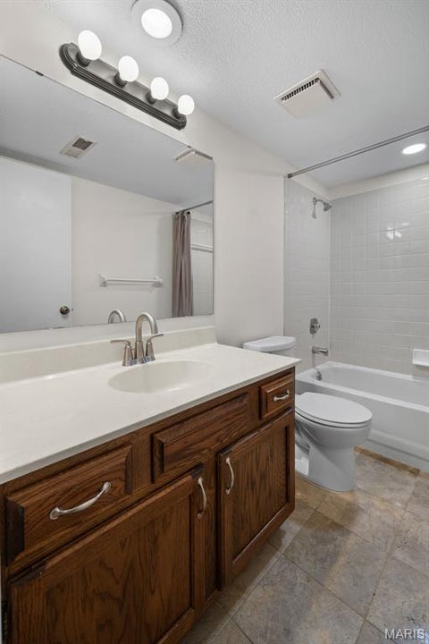 Tiny photo for 1968 Meadowtree Lane #5, Kirkwood, MO 63122 (MLS # 26056808)