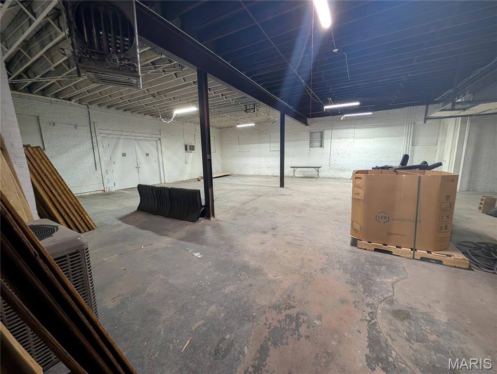 Cote Brilliante Add - Commercial Sale