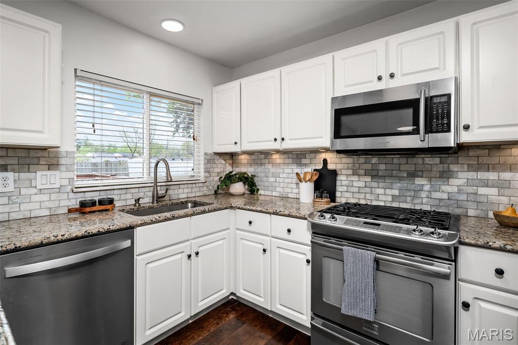 Ballwin Oaks - Residential