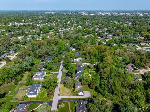 Tiny photo for 908 Woodshire Lane + Lot A Ln, Creve Coeur, MO 63141 (MLS # 26024708)