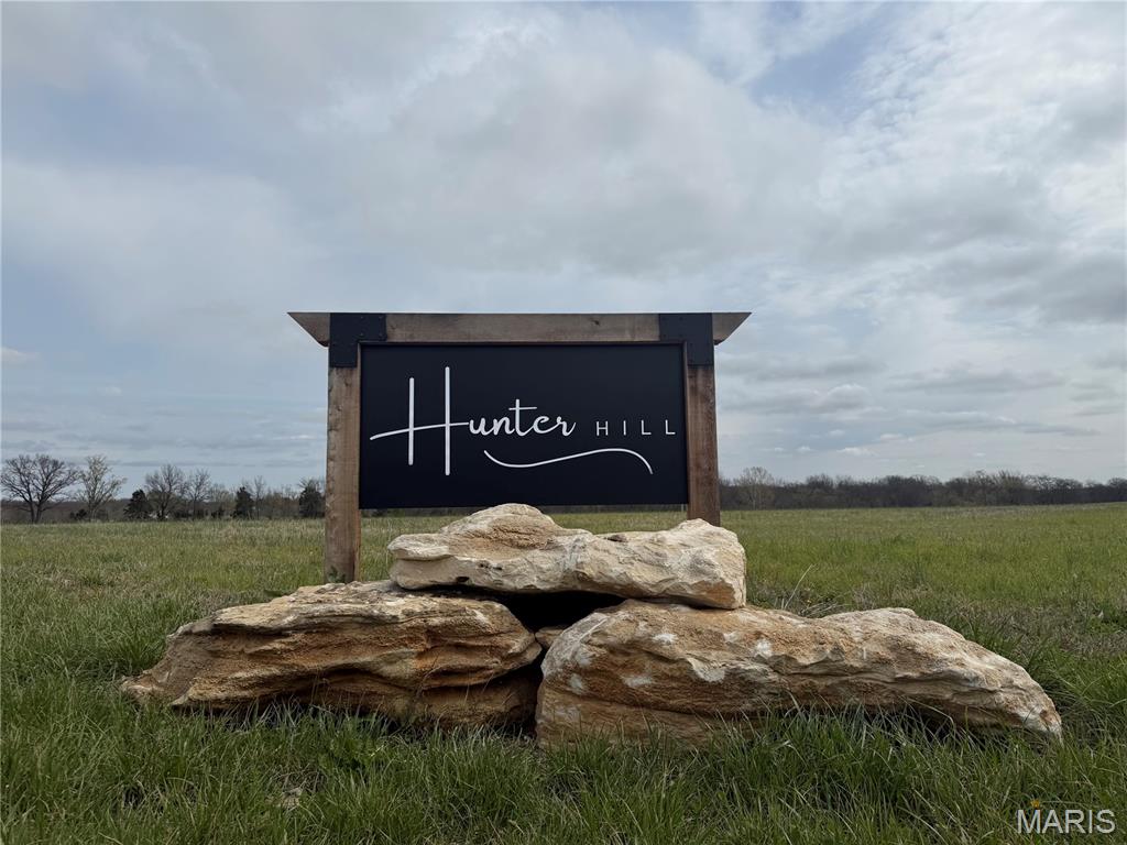 Hunter Hill - Land