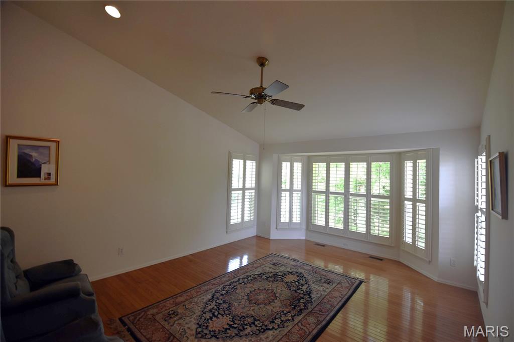 1002 Shire Lane