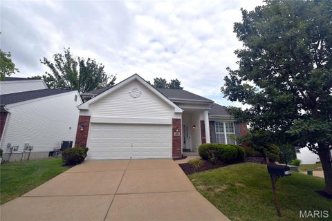 Photo of 1002 Shire Lane, Eureka, MO 63025 (MLS # 26049426)