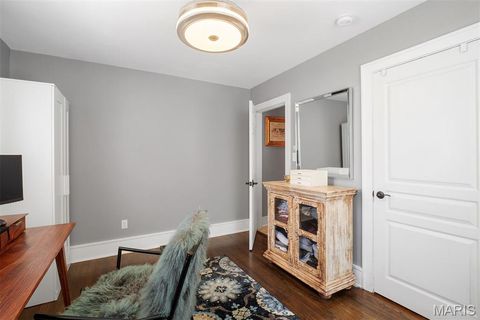 Tiny photo for 1016 Forest Avenue, Kirkwood, MO 63122 (MLS # 26001569)