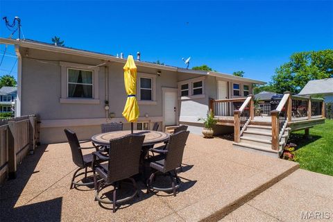 Tiny photo for 1016 Forest Avenue, Kirkwood, MO 63122 (MLS # 26001569)