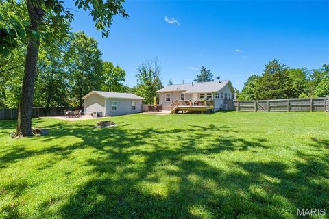 Tiny photo for 1016 Forest Avenue, Kirkwood, MO 63122 (MLS # 26001569)