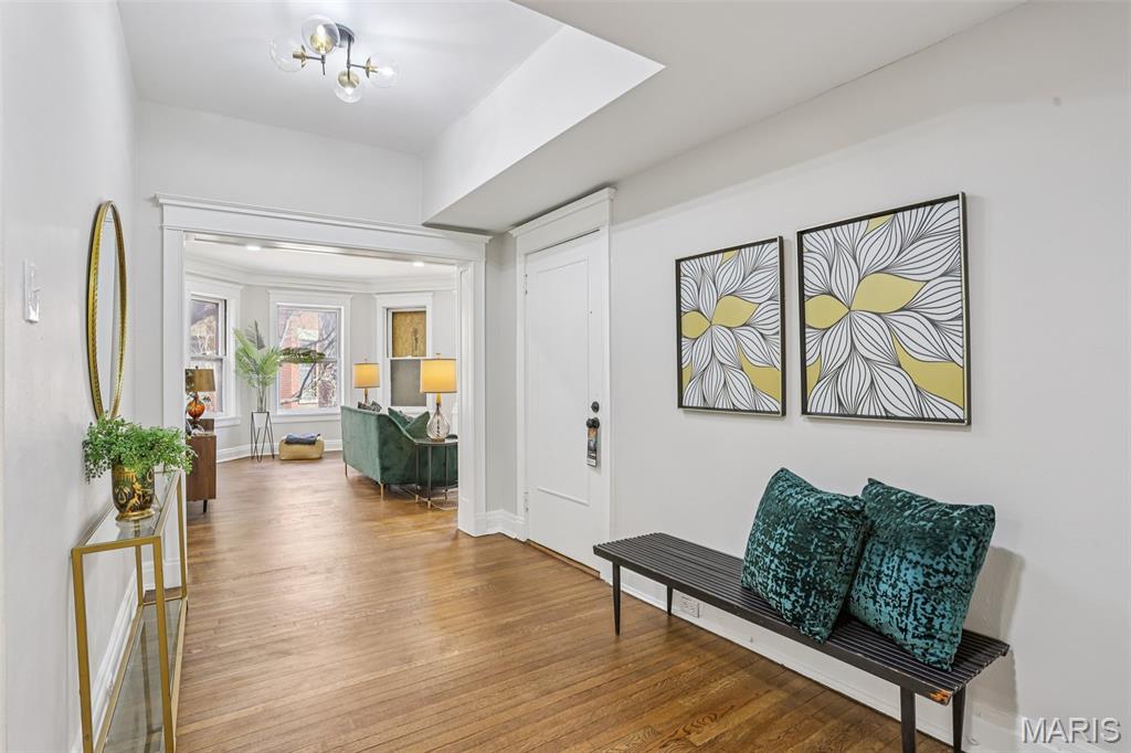 Waterman Condo 01 - Residential