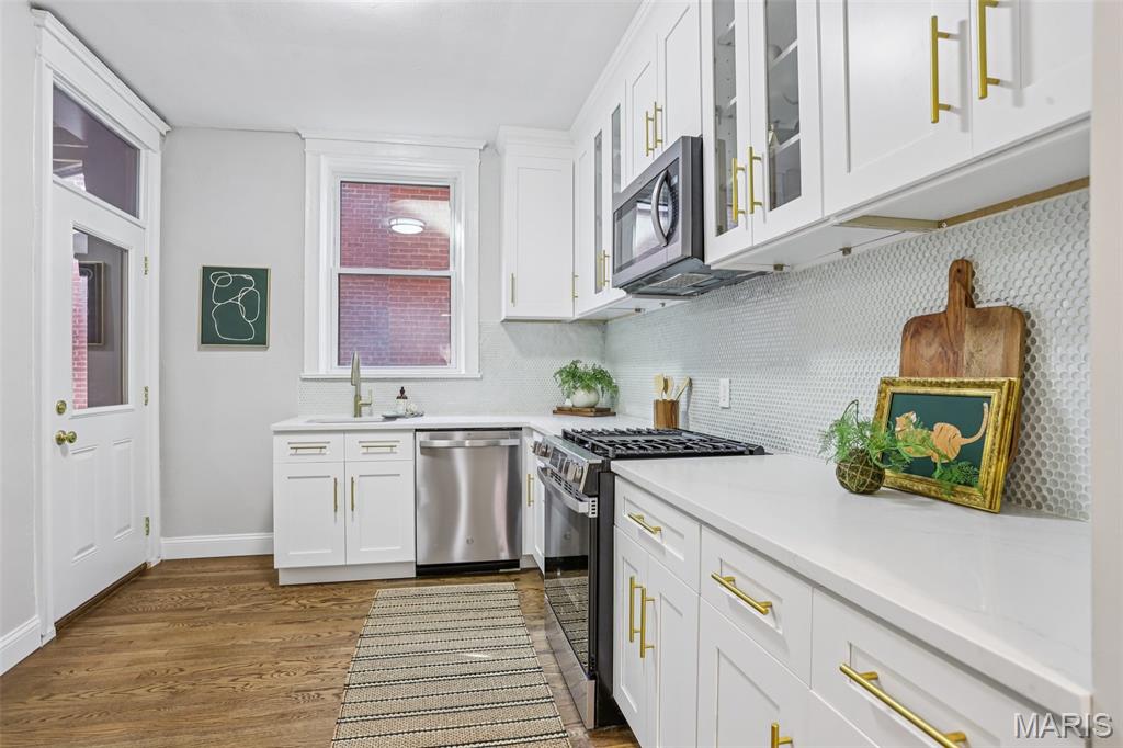 Waterman Condo 01 - Residential