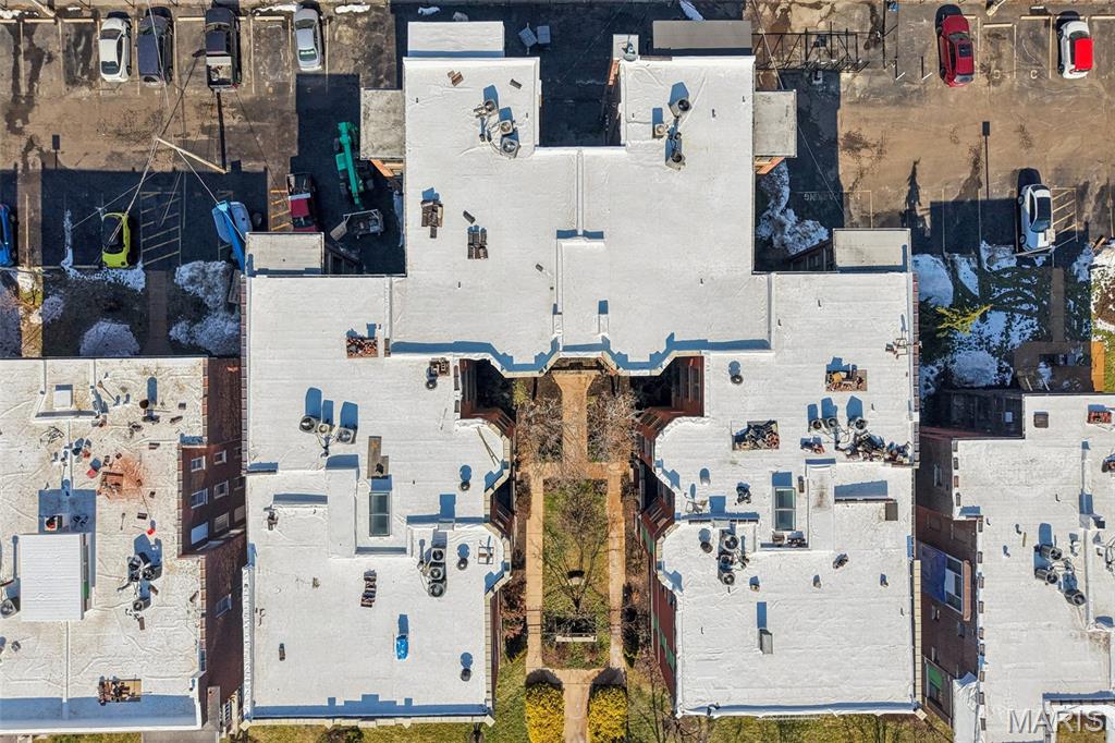 Waterman Condo 01 - Residential