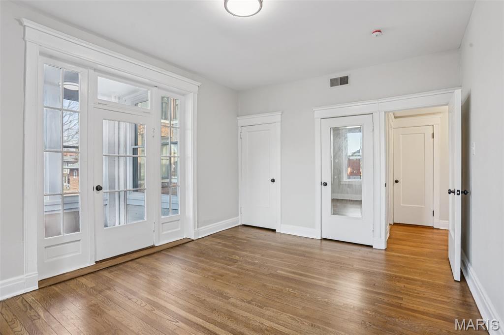 Waterman Condo 01 - Residential