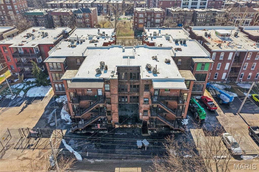 Waterman Condo 01 - Residential