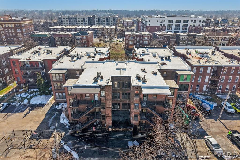 Waterman Condo 01 - Residential