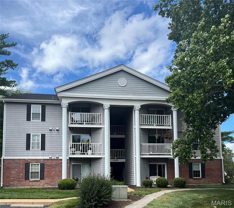 Photo of 12818 Portulaca Drive #D, St Louis, MO 63146 (MLS # 26046110)