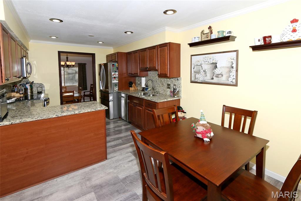 Royal Pines Condo Twelfth - Residential