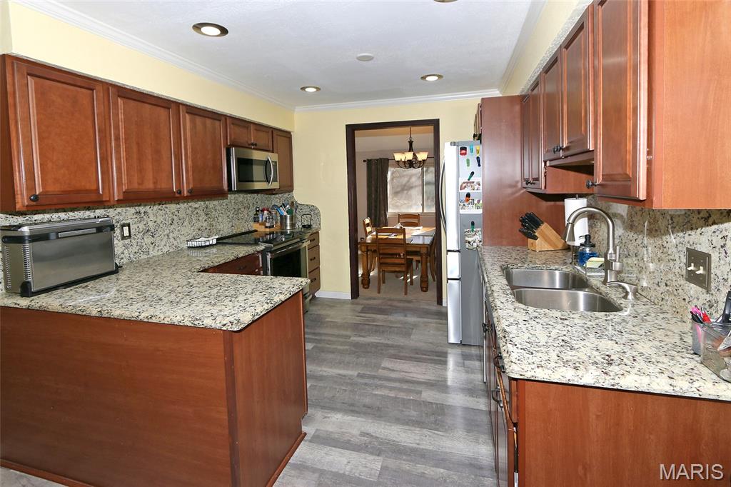 Royal Pines Condo Twelfth - Residential