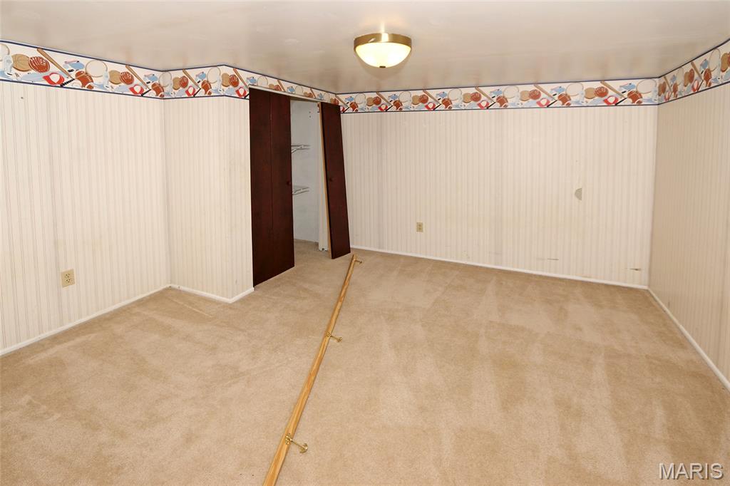 Royal Pines Condo Twelfth - Residential