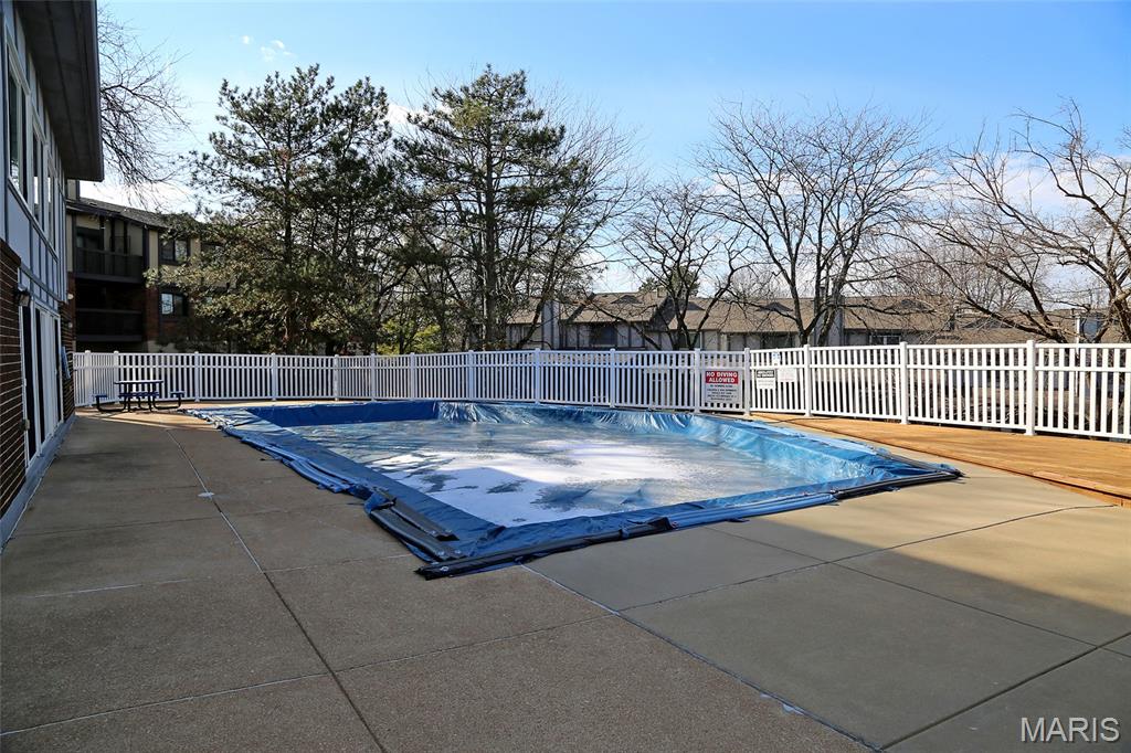 Royal Pines Condo Twelfth - Residential