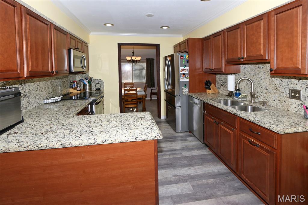 Royal Pines Condo Twelfth - Residential