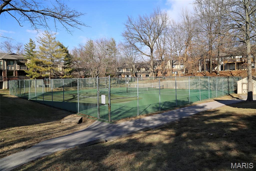 Royal Pines Condo Twelfth - Residential