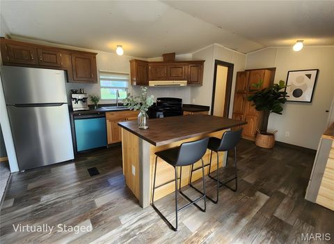 Tiny photo for 400 W Ruby Street, Conway, MO 65632 (MLS # 26030446)