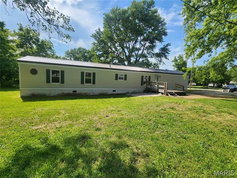Tiny photo for 400 W Ruby Street, Conway, MO 65632 (MLS # 26030446)