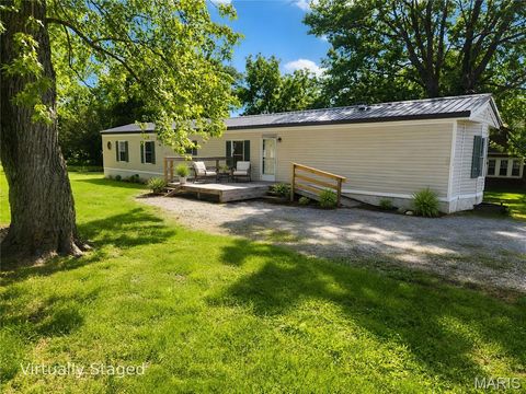 Tiny photo for 400 W Ruby Street, Conway, MO 65632 (MLS # 26030446)
