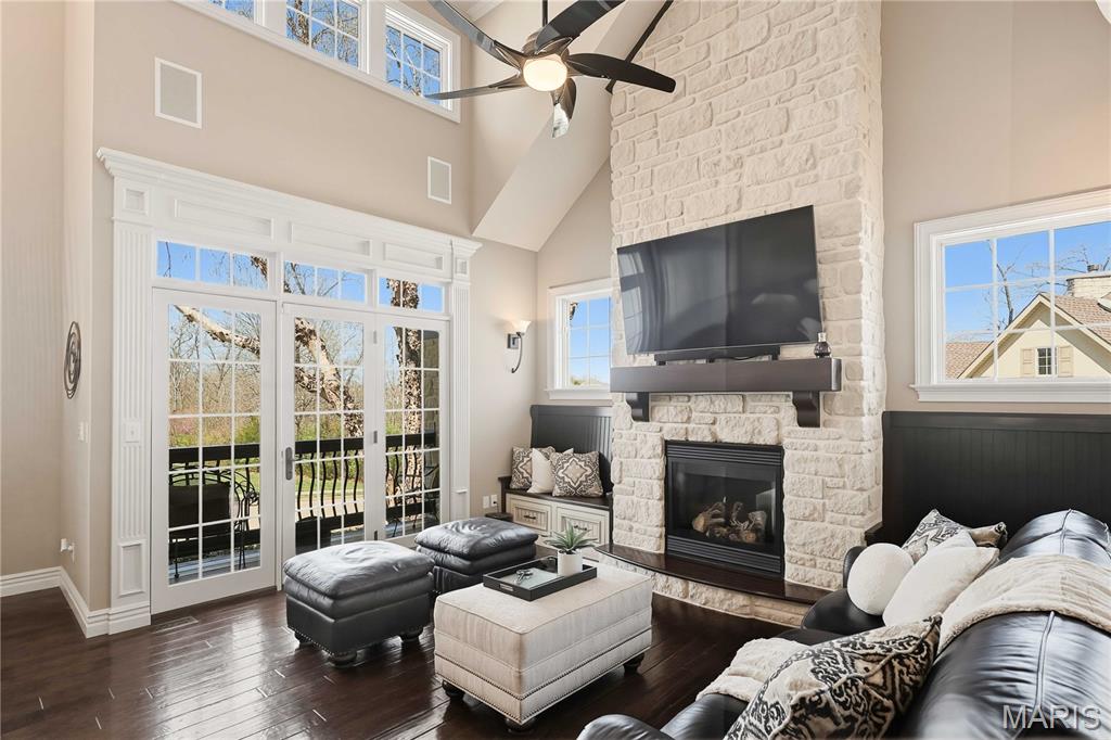 Old Hawthorne 02 - Residential