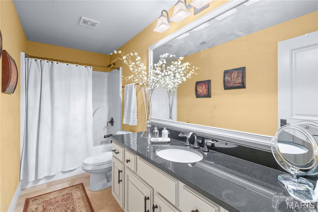 Old Hawthorne 02 - Residential