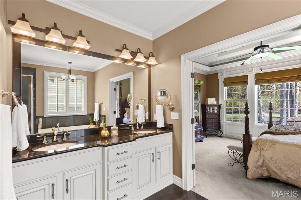 Old Hawthorne 02 - Residential