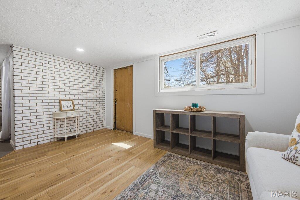 Ville Maria Ten - Residential