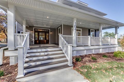 Tiny photo for 1041 N Bompart Avenue, Webster Groves, MO 63119 (MLS # 25076581)