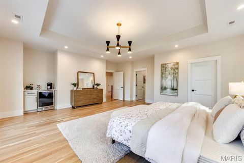 Tiny photo for 1041 N Bompart Avenue, Webster Groves, MO 63119 (MLS # 25076581)