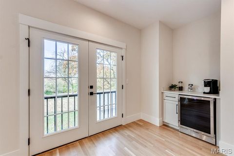 Tiny photo for 1041 N Bompart Avenue, Webster Groves, MO 63119 (MLS # 25076581)
