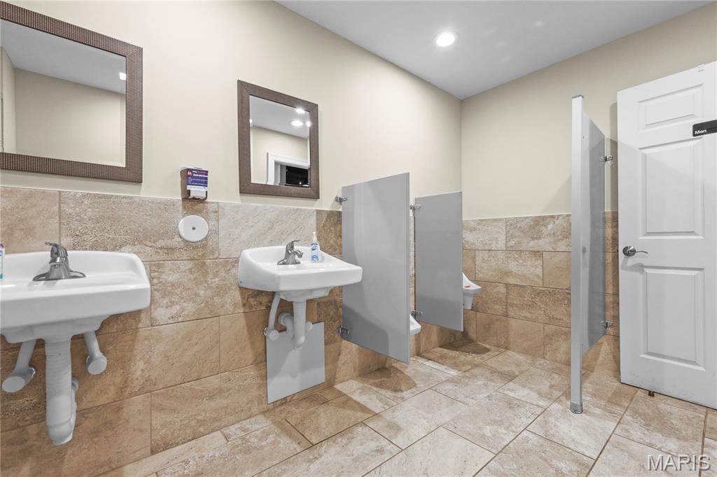 Adams - Commercial Sale