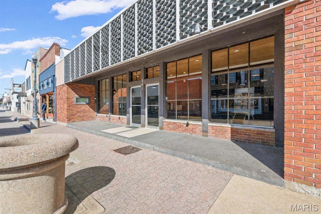 Adams - Commercial Sale