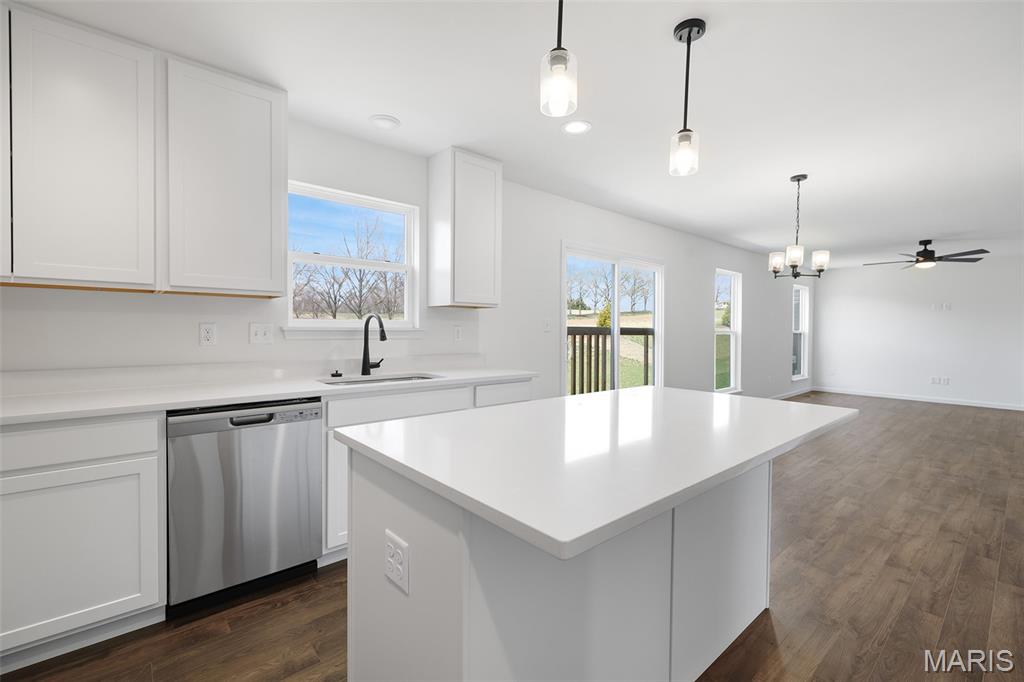 Riverstone 114 - Residential